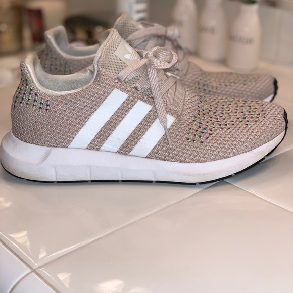 adidas swift run limited edition